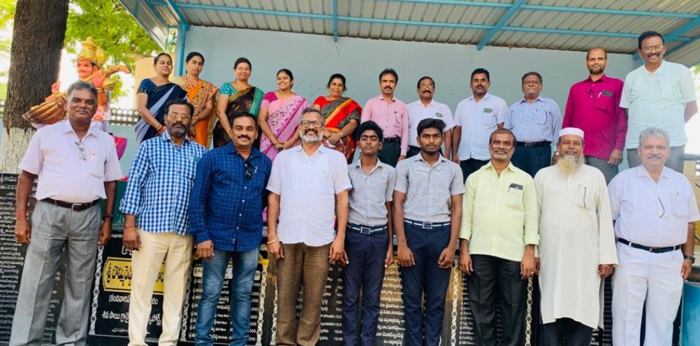 రాష్ట్ర స్థాయి చెస్ పోటీలకు తర్లుపాడు విద్యార్థులు