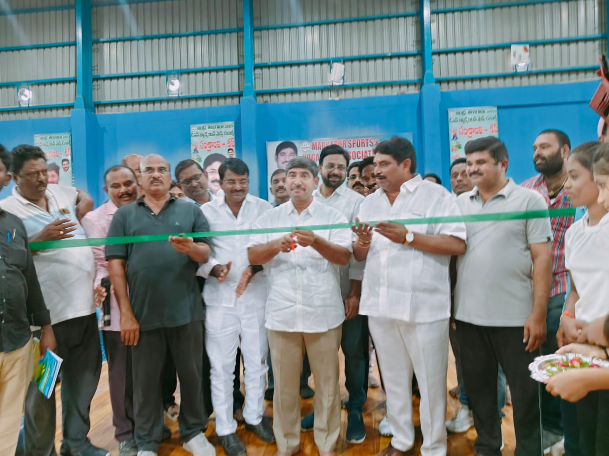 అట్టహాసంగా అండర్ 15 బ్యాడ్మింటన్ టోర్నమెంట్