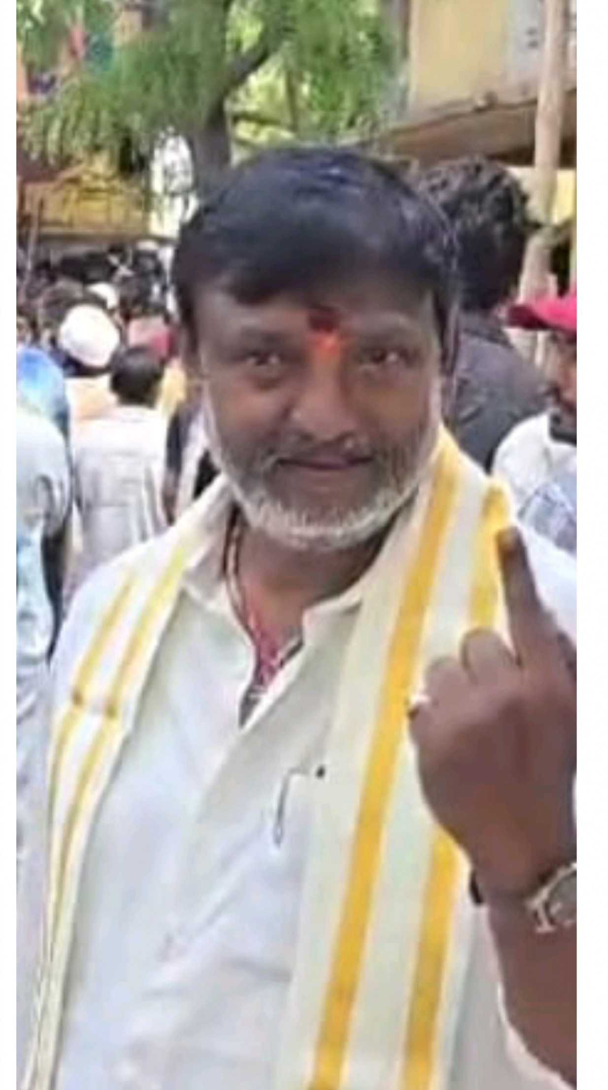 80వ బూత్ లో ఓటు వేసిన కందుల