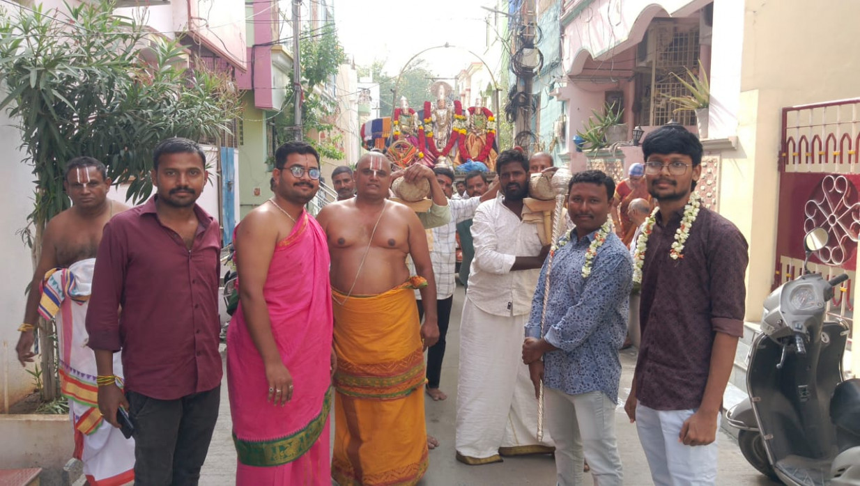 ఎట్టకేలకు ప్రారంభమైన బ్రహ్మోత్సవాలు